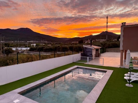 Natural landscape, Mountain view, Pool view, Swimming pool, Sunset