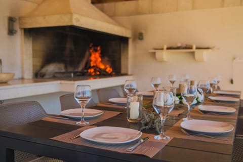 BBQ facilities, Dining area, Food