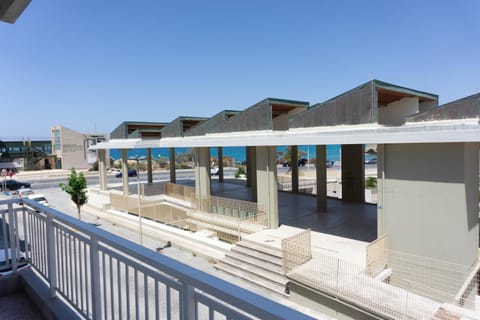 Patio, Day, View (from property/room), Balcony/Terrace