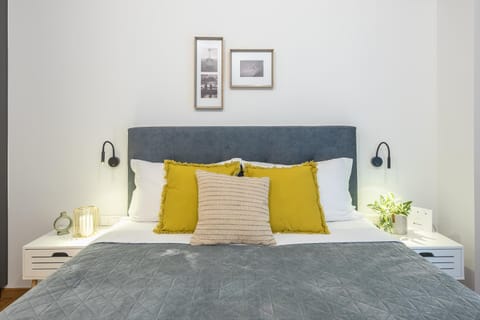 Home In Athens Apartment in Kallithea