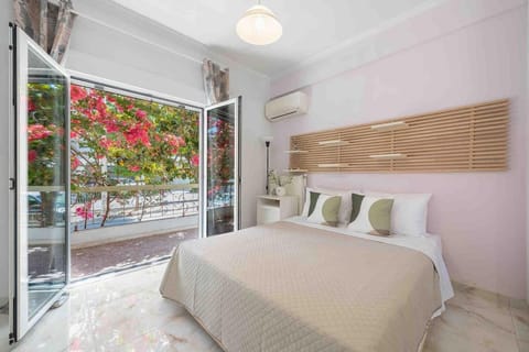 Bed, Bedroom, air conditioner