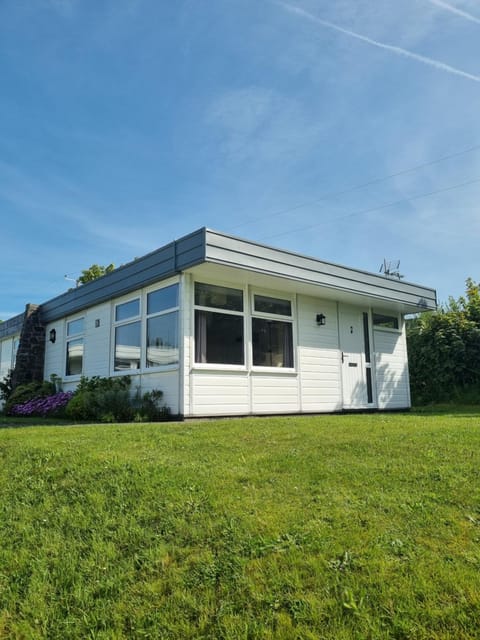 Hideaway Chalet in Nolton and Roch