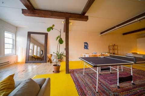 Game Room, Table tennis