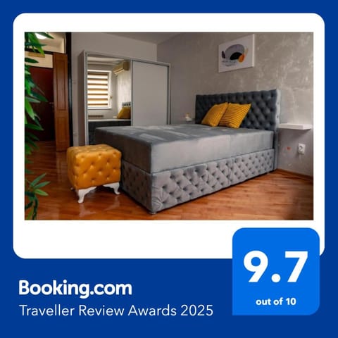 Bed, Photo of the whole room, Bedroom, Certificate/Award