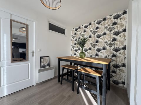 L'Arrivée - Parking Gratuit - 6 pers - Wi-Fi House in Le Mans