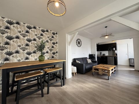 L'Arrivée - Parking Gratuit - 6 pers - Wi-Fi House in Le Mans