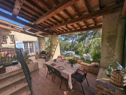 Maison provençale 4 chambres entre Six Fours les plages et les Sablettes Villa in La Seyne-sur-Mer