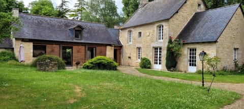 Property building, Day