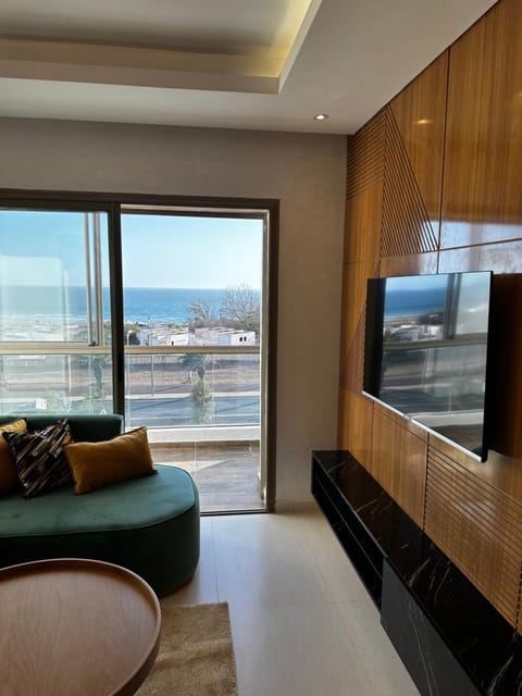 TV and multimedia, Living room, Seating area, Sea view