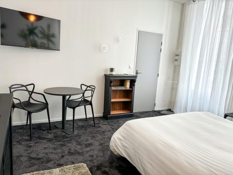 Studio People - N4 Apartment in Alençon