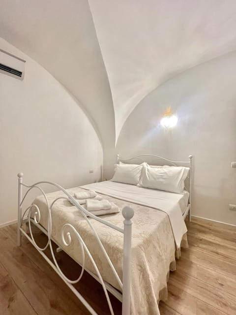 L'Arco sul Lago - Deluxe Apartment House in Province of Brescia