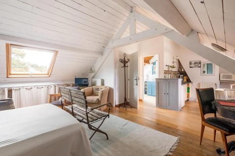 Grande Chambre équipée dans maison Bauloise proche mer kitch sde wc lit 160 Vacation rental in Pornichet