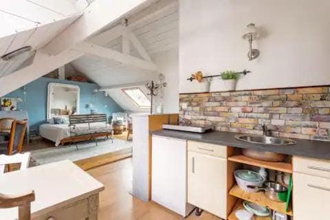 Grande Chambre équipée dans maison Bauloise proche mer kitch sde wc lit 160 Vacation rental in Pornichet