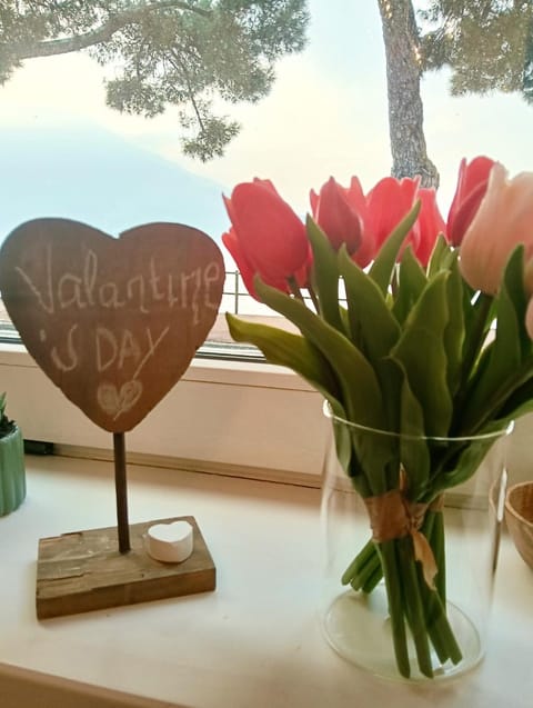 Lake view, Mountain view