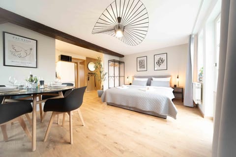 Living room, Dining area, Bedroom