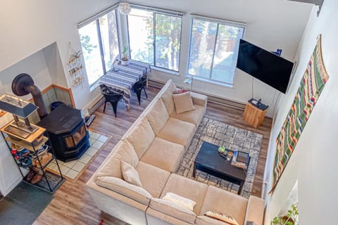 Pine in the Sky Apartment in Truckee