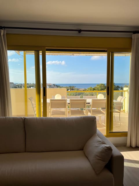 Living room, Decorative detail, Decorative detail, Dining area, Sea view