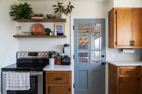 4 Bed 3 bath Boutique Home Near OSU, Crew Stadium, Short North, COSI, & Downtown House in Grandview Heights