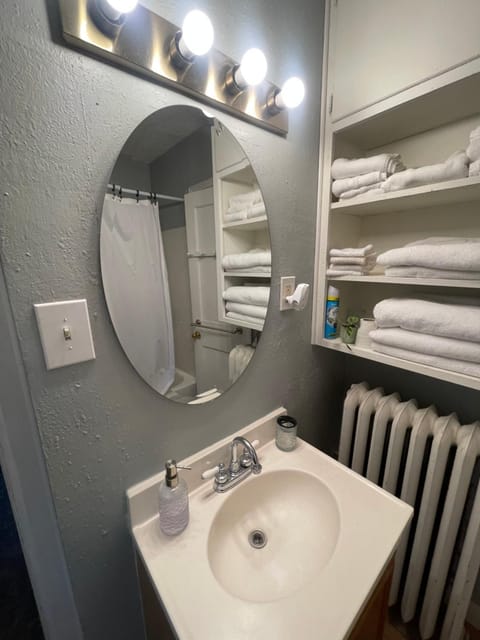 19 century Victorian Home Apartment in Des Moines