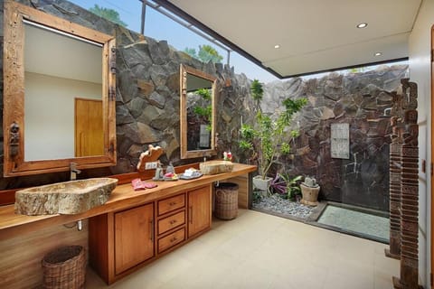 Villa Gahana Bali House in Kuta