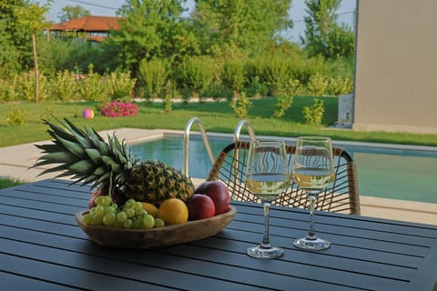 Patio, Balcony/Terrace