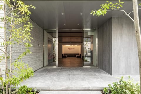 Facade/entrance, Day