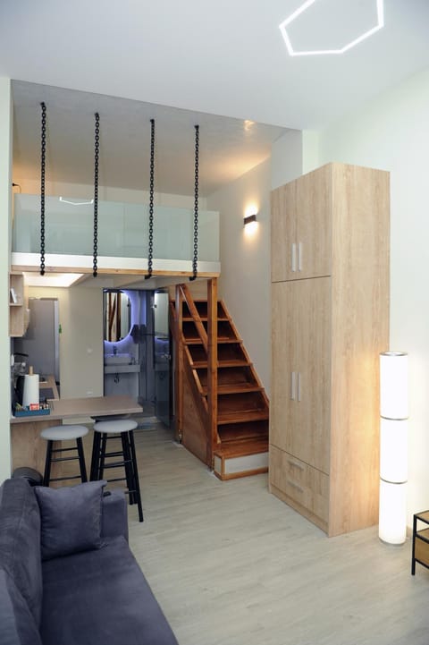 Kitchen or kitchenette, Living room, Seating area