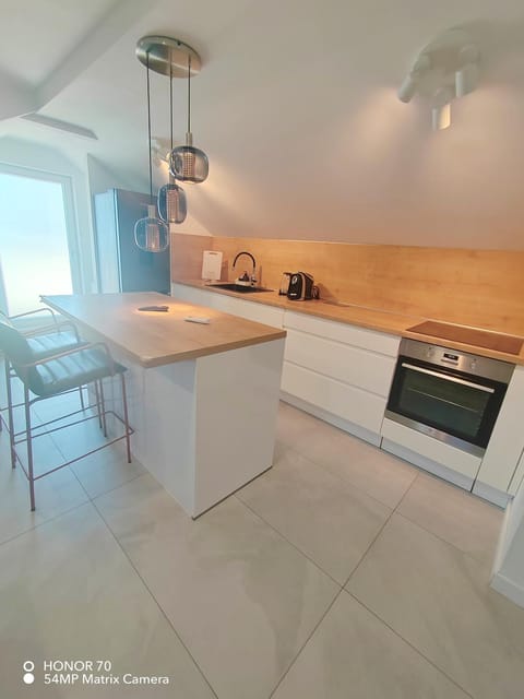 L&L Apartmani 1 Apartment in Bol