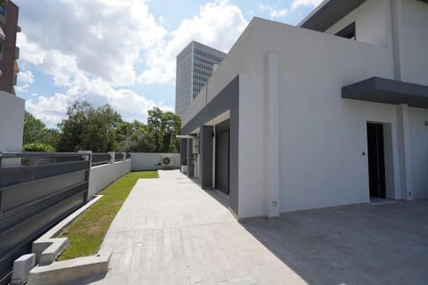 Brand New 3BR with 2 Bathrooms Marousi Apartment Apartment in Chalandri