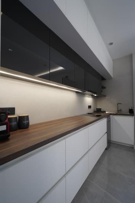 Brand New 3BR with 2 Bathrooms Marousi Apartment Apartment in Chalandri