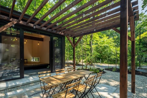 Day, Garden, Balcony/Terrace, Dining area, Garden view