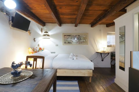 TV and multimedia, Bedroom