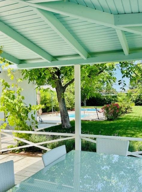 Balcony/Terrace, Pool view, Swimming pool