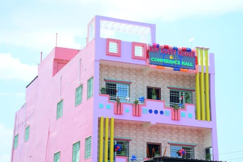 Property building, View (from property/room), Balcony/Terrace