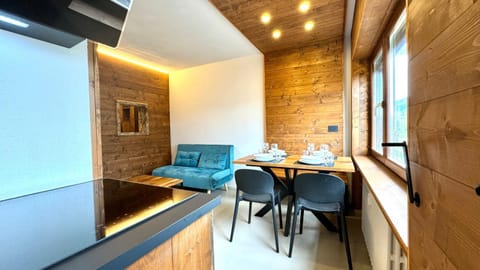 Hostdomus- Bear Suite Apartment in Sestriere