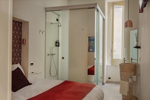 Shower, Bed, Bathroom, Photo of the whole room, Bedroom
