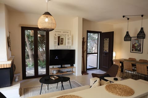 Communal lounge/ TV room, Seating area