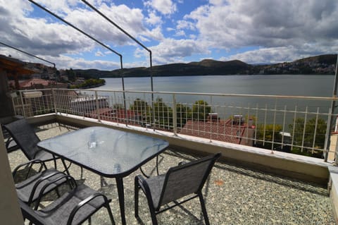 Patio, Day, Natural landscape, View (from property/room), Balcony/Terrace, Balcony/Terrace, Lake view, Lake view, Mountain view