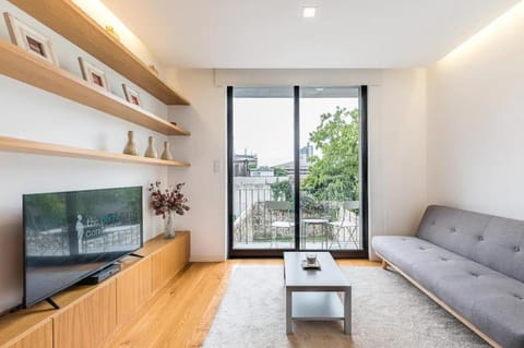 Communal lounge/ TV room, TV and multimedia, Living room, Seating area