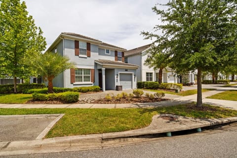 5 Bedroom 5 Bathroom Storey Lake 4760KC House in Kissimmee