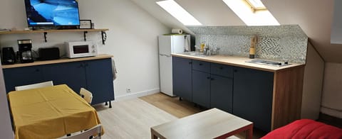 Coffee/tea facilities, Kitchen or kitchenette