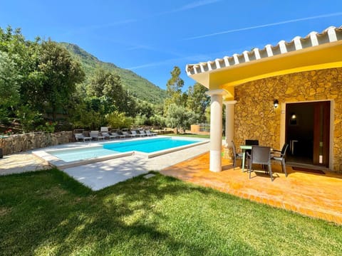 Property building, Natural landscape, Garden, Garden view, Pool view, Swimming pool