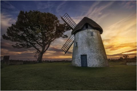 Nearby landmark, Natural landscape