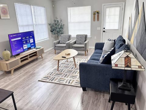 2 BR Beach Getaway, Perdido Key, NAS, Pensacola House in Alabama