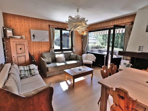 T2 rénové au Grand-Bornand avec balcon, parking et terrasse, 4 pers, proche village - FR-1-458-205 Apartment in Le Grand-Bornand