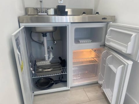 Excellent location Miami Brickell Studio Apartment in Coral Gables