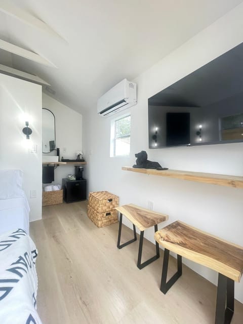 Charming Coastal Retreat Apartment in Coral Gables