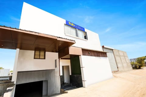 Property building, Facade/entrance