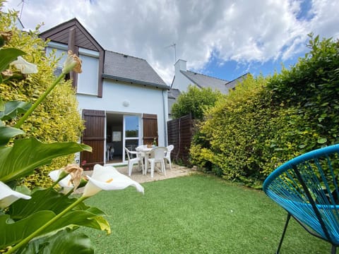 Patio, Garden, Garden view