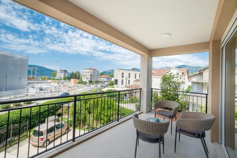 Natural landscape, Balcony/Terrace